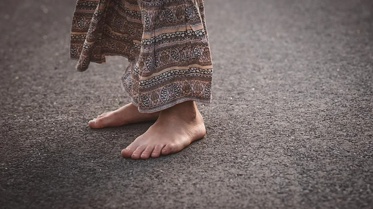 Barefoot Shoes for Standing All Day: Do They Actually Help?